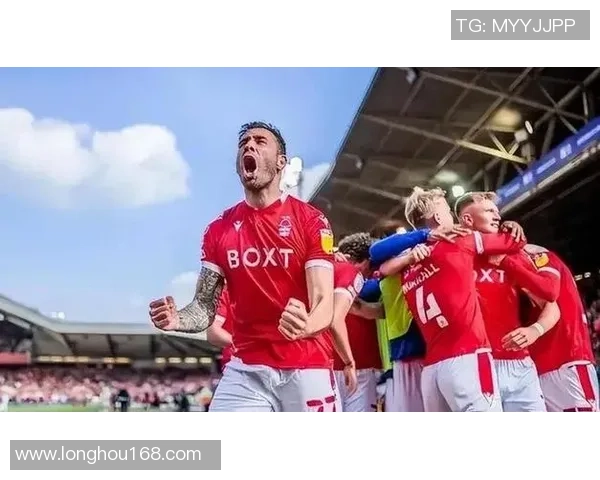 利兹联与富勒姆精彩对决完整回顾及赛后分析 利兹联与富勒姆精彩对决完整回顾及赛后分析