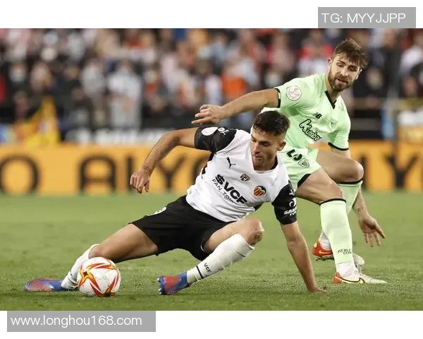 2011年4月21日经典对决皇马与巴萨的巅峰对抗赛回顾与分析