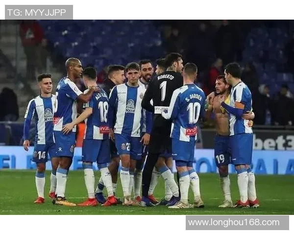 葡超唐迪拉与法伦斯激战正酣比赛结果引发热议