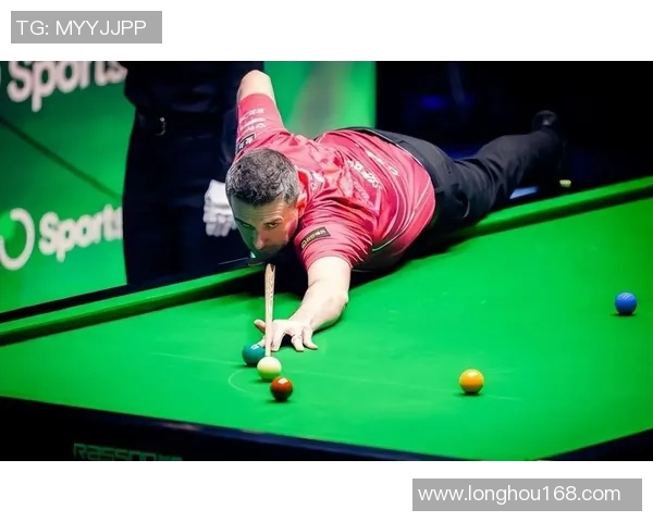 塞尔比10-8打败特鲁姆普,第三次登顶英国锦标赛,集齐三套小皇冠 塞尔比10-8打败特鲁姆普,第三次登顶英国锦标赛,集齐三套小皇冠